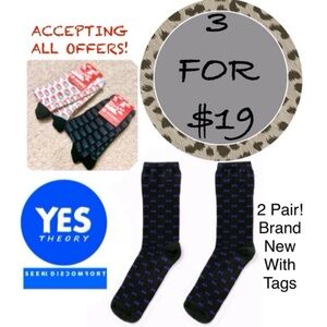 3/$19 NWT Bundle of 2 pair Yes Theory Seek Discomfort all over logo crew socks